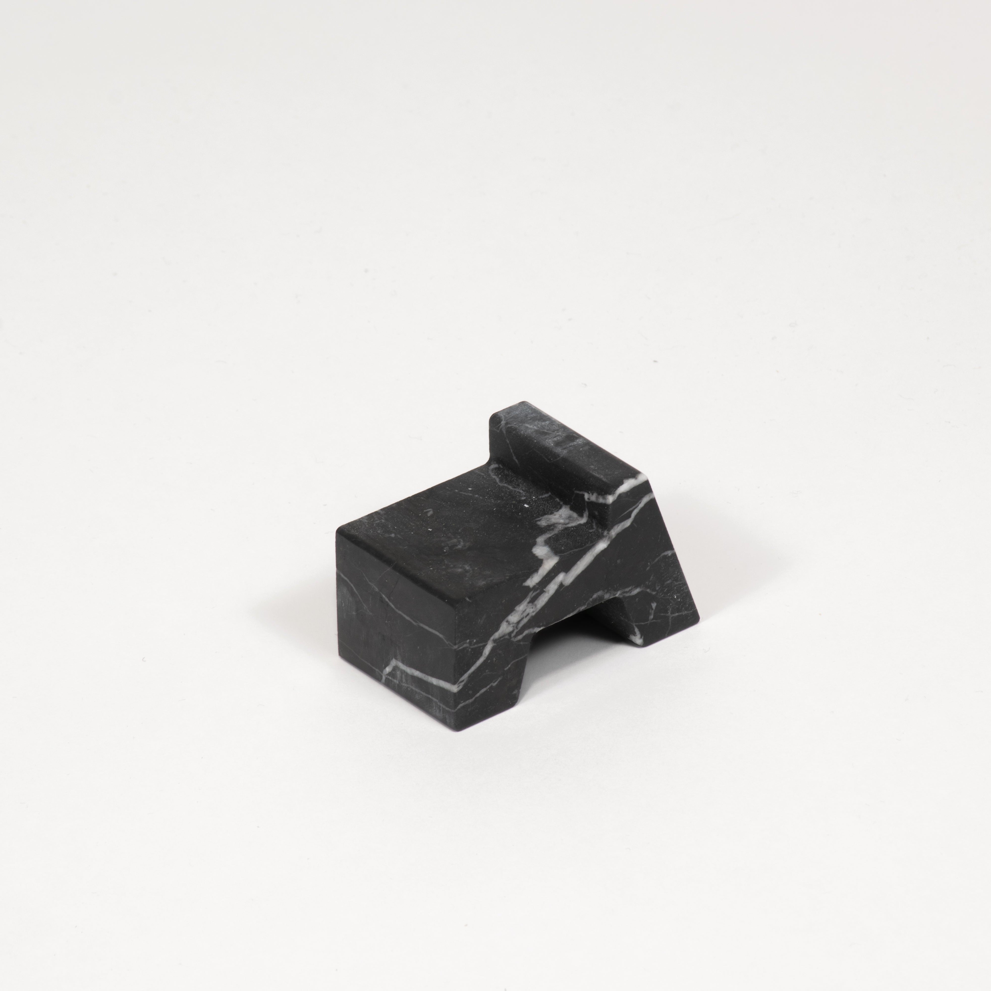 Garden Bonkers black