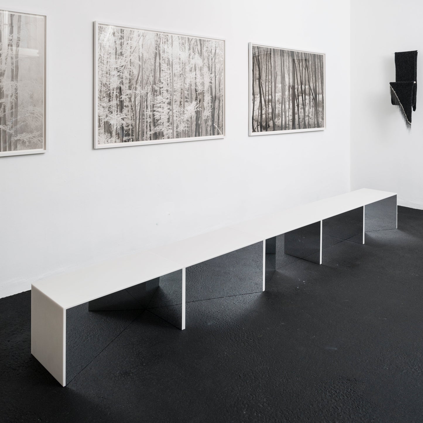 Stool Bench angled mirrored