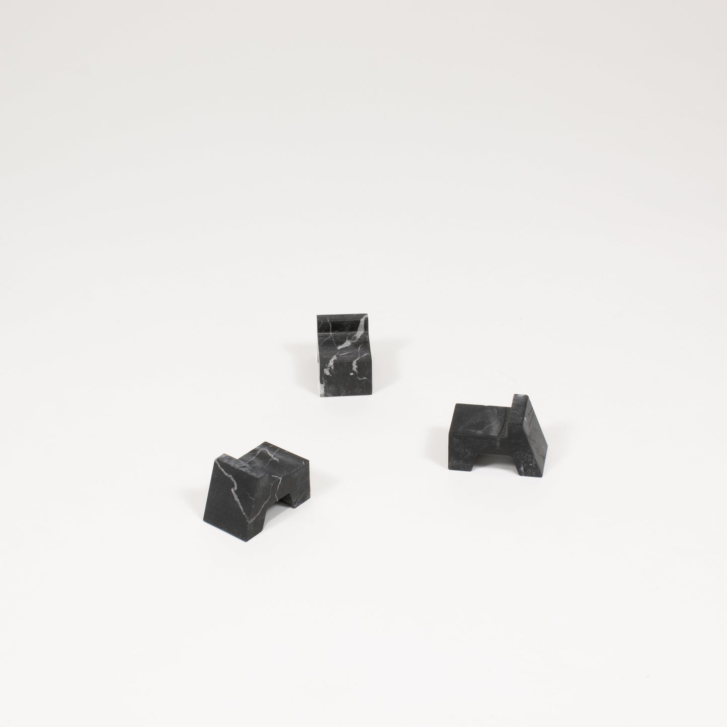 Garden Bonkers black