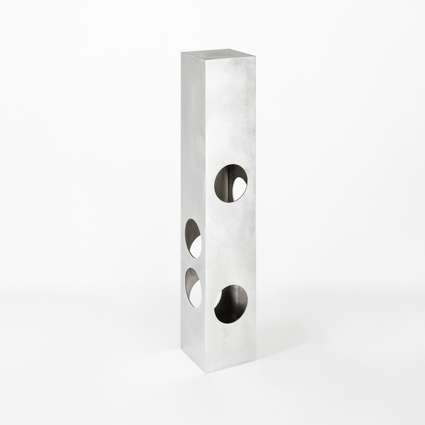 Tower_Vase_Alu_Raw_450