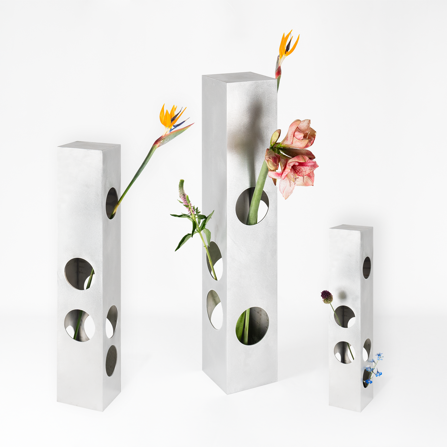 Tower_Vase_Alu_Raw_800