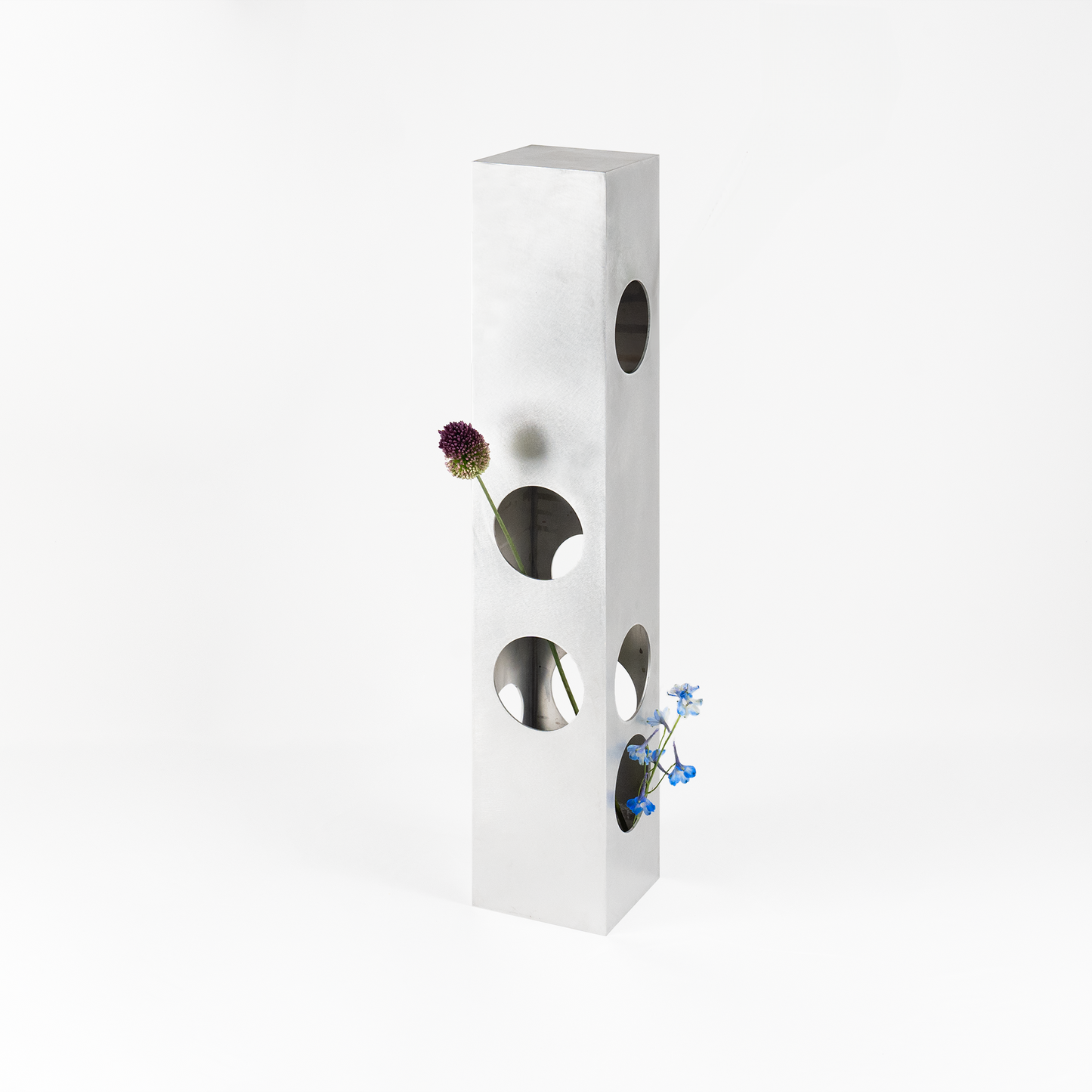 Tower_Vase_Alu_Raw_450